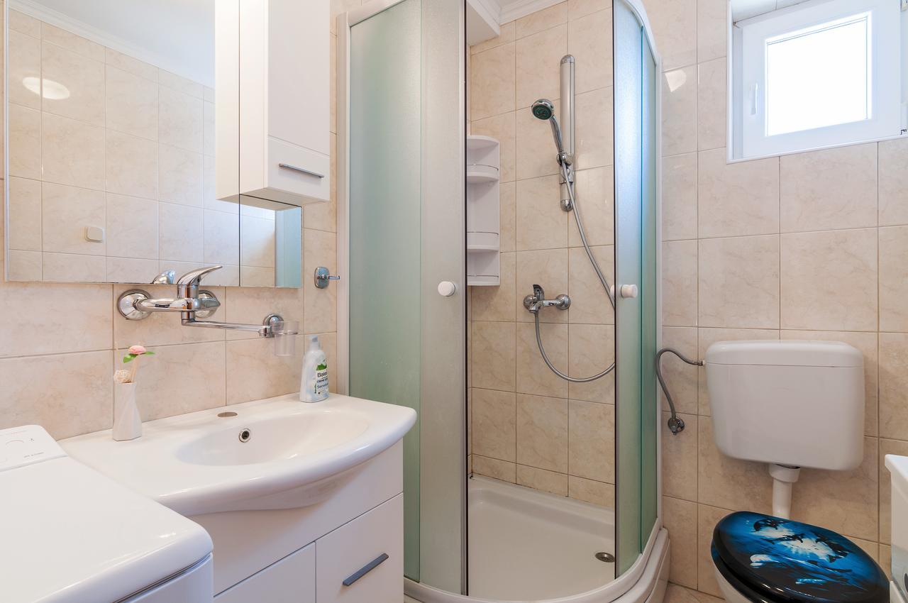 Apartment Tony With Private Pool Sukošan المظهر الخارجي الصورة