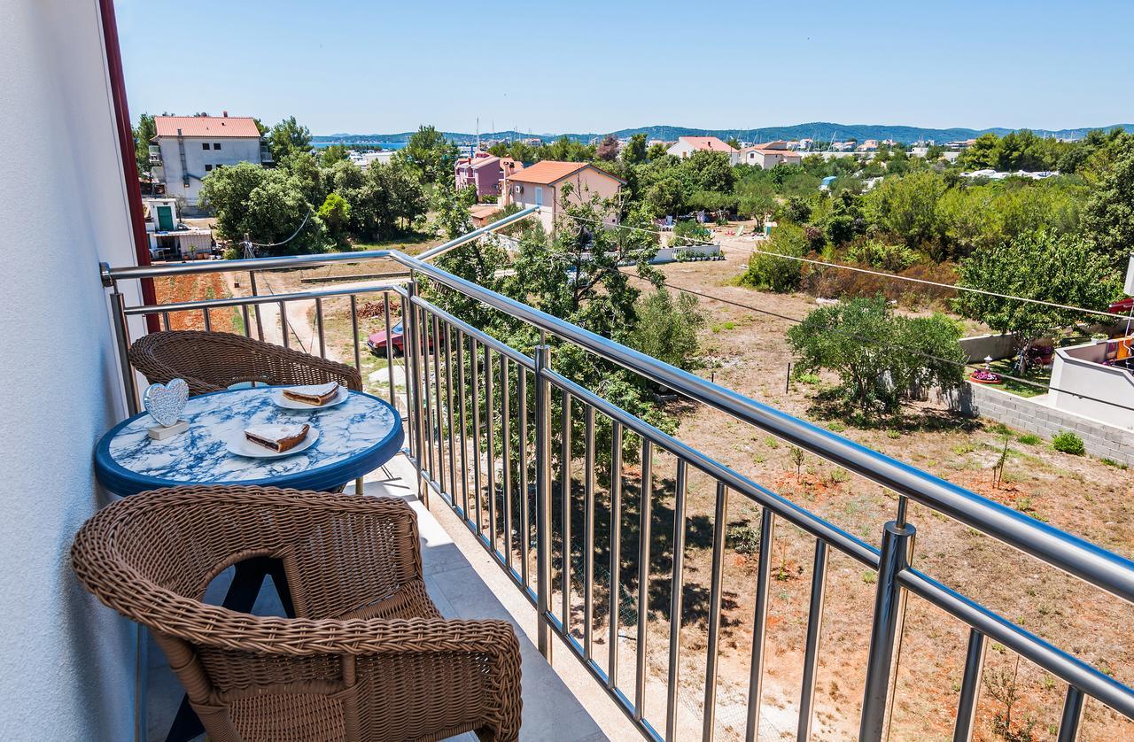 Apartment Tony With Private Pool Sukošan المظهر الخارجي الصورة